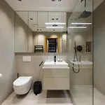 Luxury Center 2- Parking Included *