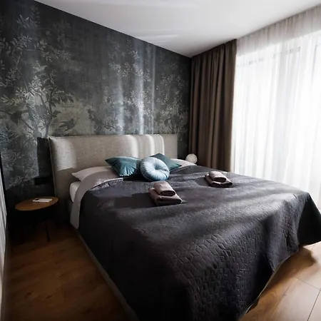 Luxury Center 2- Parking Included Daire *